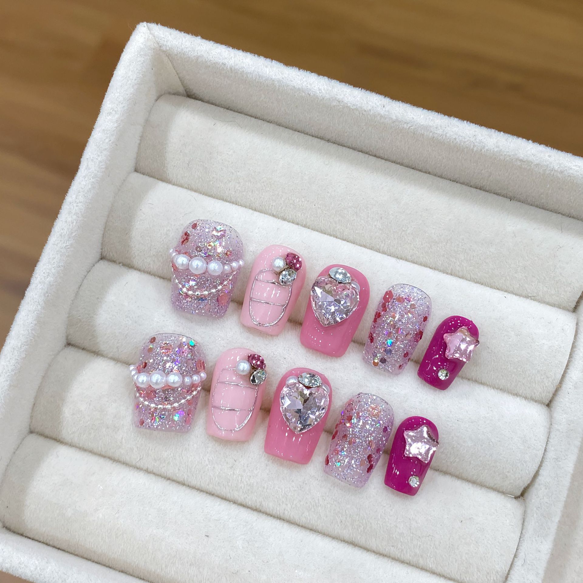 Nail Art Gliter - Stampa fatta a mano sulle unghie