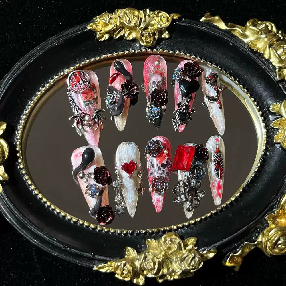 Adesivi per Unghie 3D Stile Pu - Nail Art Love recensione e prezzo