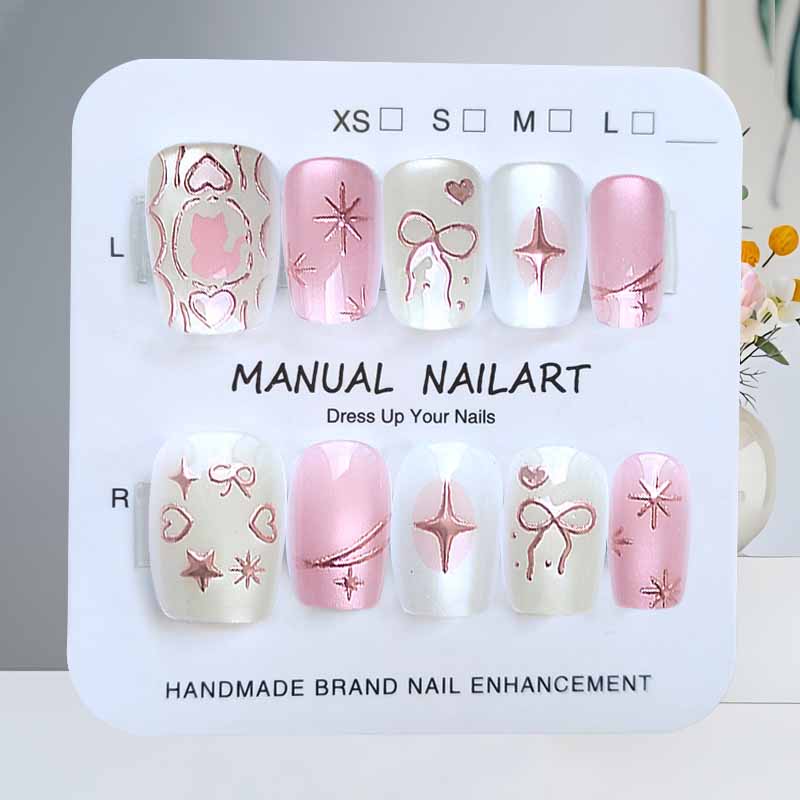 10 Pezzi Unghie Finte Decorate - Nail Art Love recensione e prezzo
