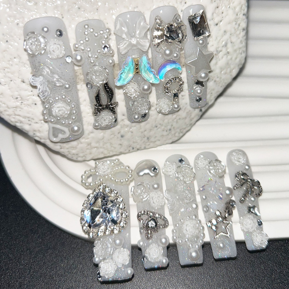 10 Pezzi Unghie Finte Adesive  - Nail Art Love recensione e prezzo